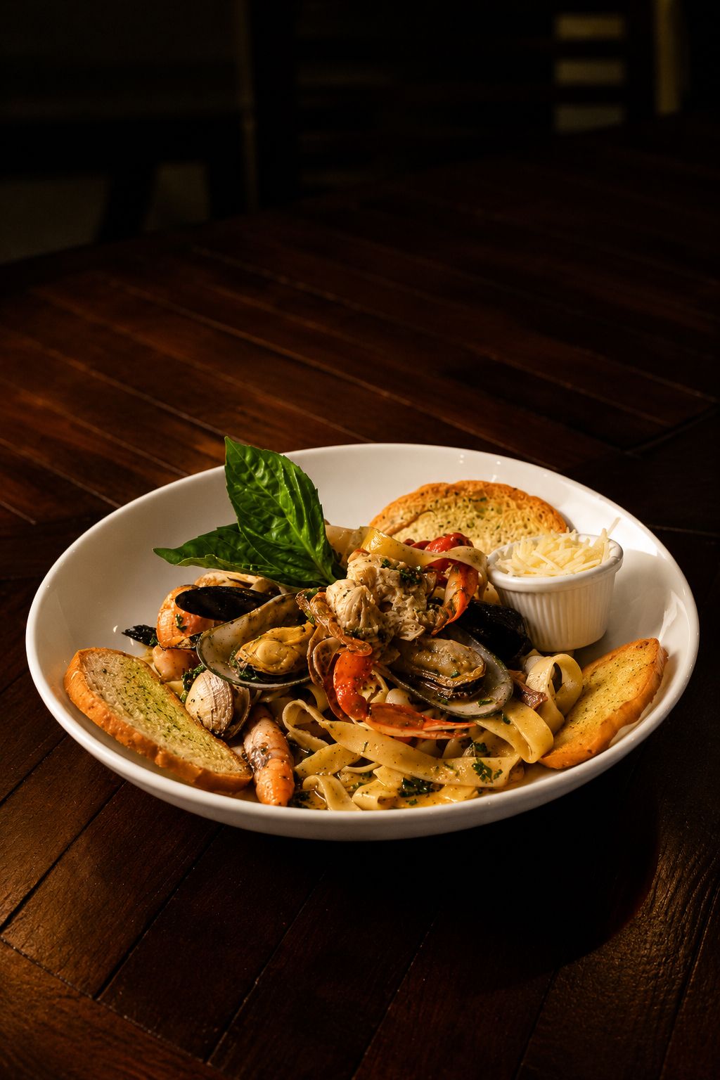 Plato de mariscos de Origen, Jacó.